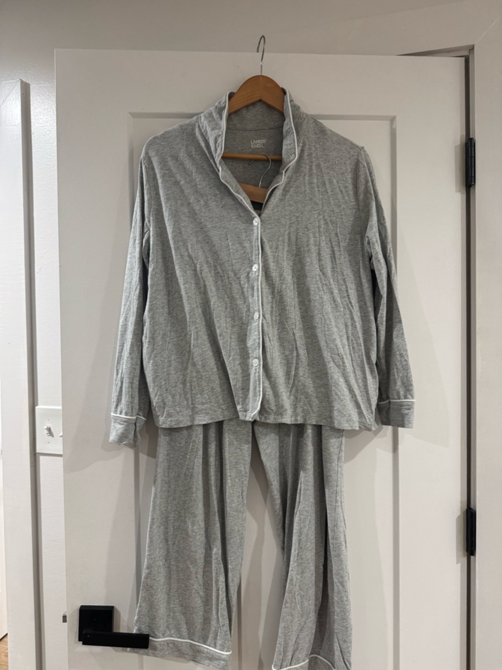 Lands' End Women's Light Gray Button-Front Pajama Set